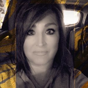 Meet your Posher, Melisa